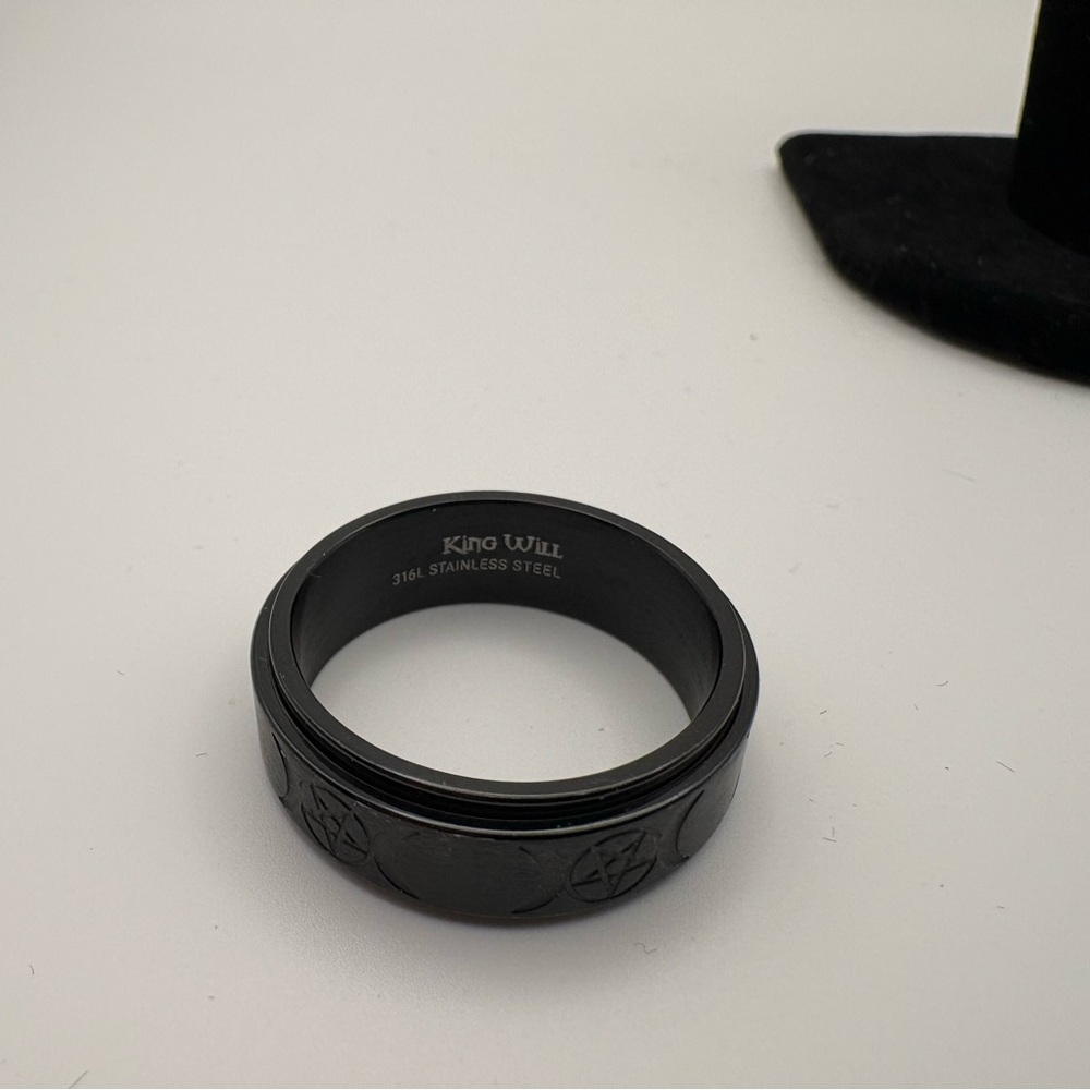 Spinner Rings - Picture 8 of 12